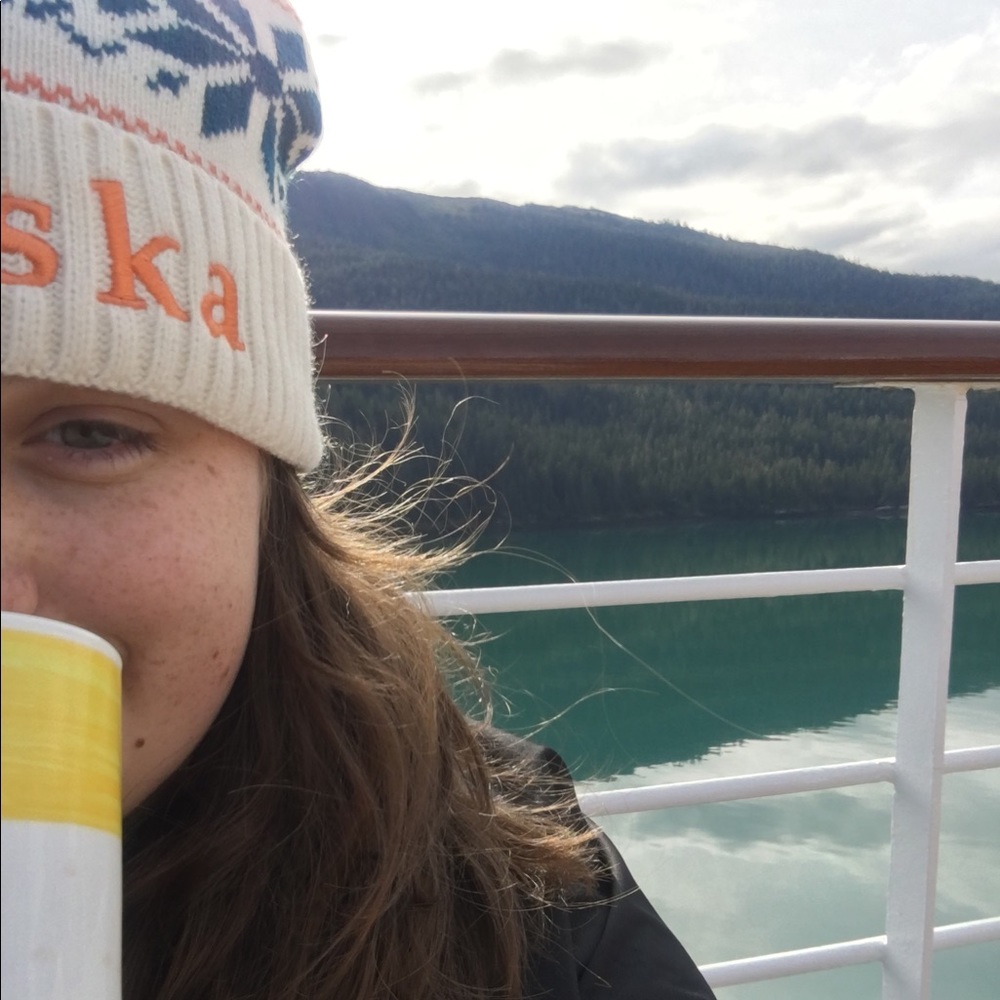 Meet your Posher, Emily